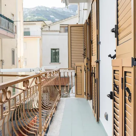 Pace Nyaraló Minori